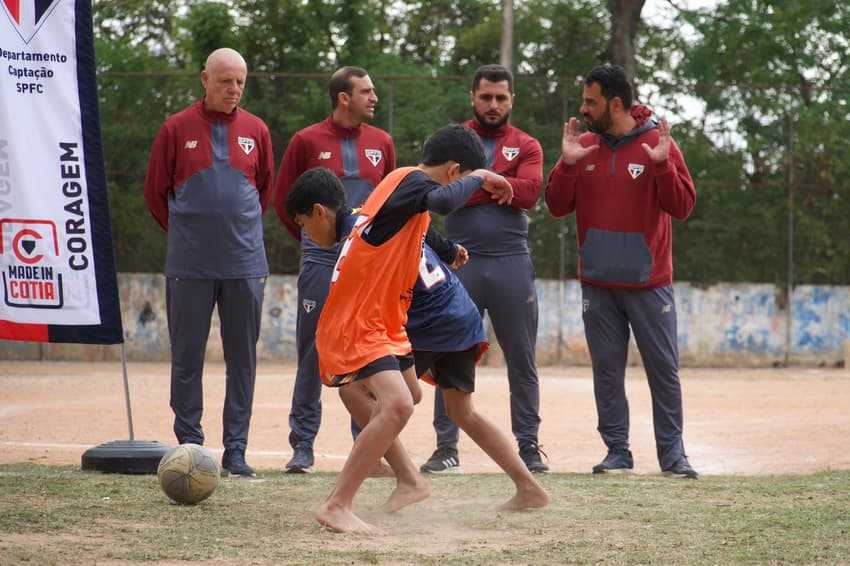 Membro do scout tricolor detalhou como é o olhar para Cotia (Foto: Divulgação)