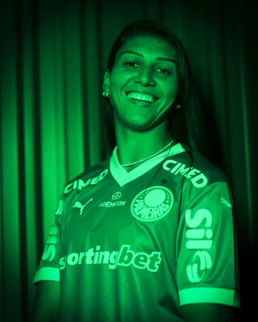 Bia Zaneratto, atacante do Palmeiras. (Foto: Após duas temporadas no Kansas City Current, Bia Zaneratto está de volta para vestir a 10 do Verdão)