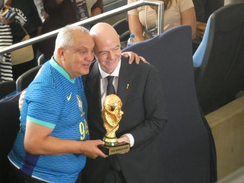 Homenagens da Fifa para os campeões mundiais pela Seleção (Foto: Lucas Bayer/Lance!)