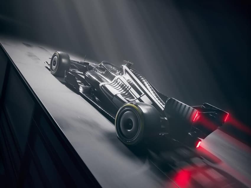 Nova pintura do carro da Cadillac para pré temporada da F1 (Foto: Reprodução)