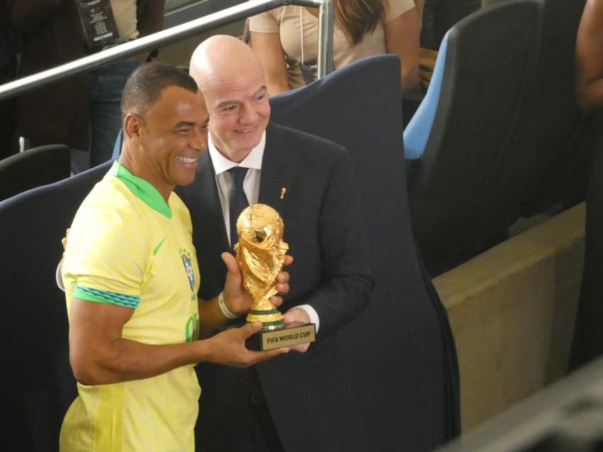 Homenagens da Fifa para os campeões mundiais pela Seleção (Foto: Lucas Bayer/Lance!)