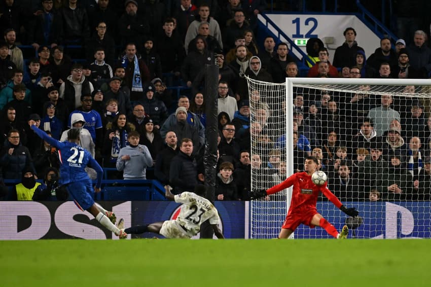 Pela Champions League, o Chelsea venceu o Pafos por 1 a 0 (Foto: Glyn KIRK / AFP)