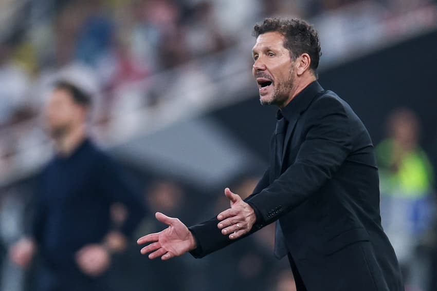 Diego Simeone no comando do Atlético de Madrid (Foto: Fadel SENNA / AFP)