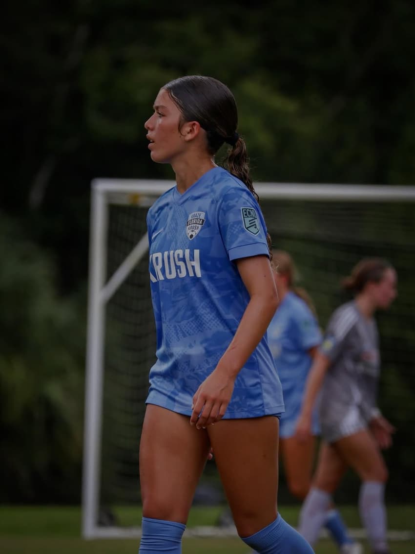 Camila Fadiga, jogadora de futebol. (Foto: reprodução/redes sociais)