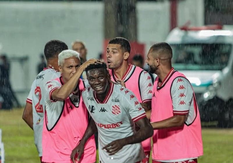 Garrinsha é aposta do Bangu contra o Botafogo (Foto: João Gama/Bangu)