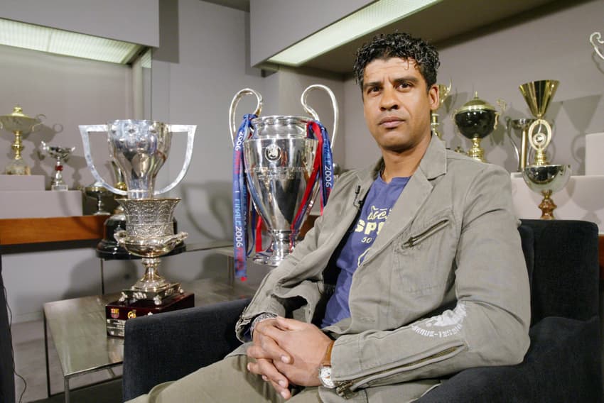 Frank Rijkaard é o único treinador negro a vencer a Champions League (Foto: Divulgação/Barcelona)