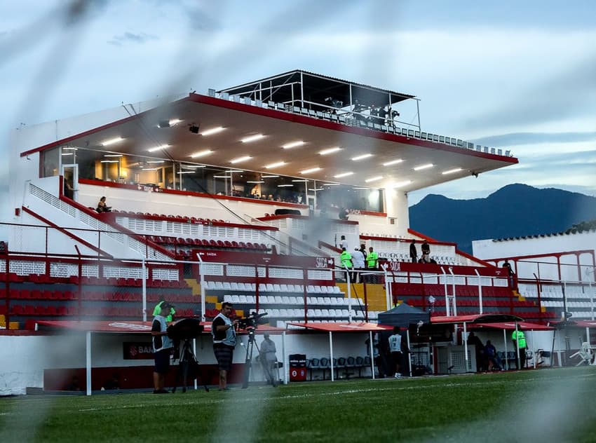 Flamengo encara o Bangu em Moça Bonita nesta quarta-feira (14)