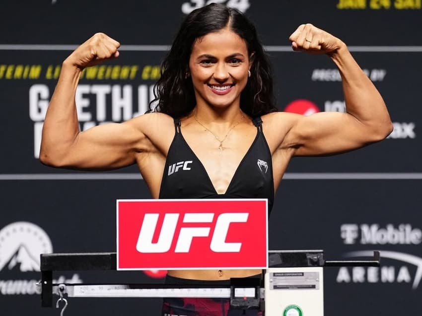 Natália Silva em pesagem do UFC 324 (Foto: Reprodução/Instagram/UFC Brasil)