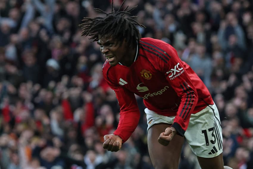 Pela 22ª rodada da Premier League, o Manchester United venceu o Manchester City por 2 a 0 (Foto: Darren Staples / AFP)