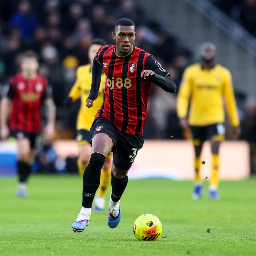 Na estreia de Rayan, o Bournemouth venceu o Wolves pela Premier League (Foto: Reprodução/X)