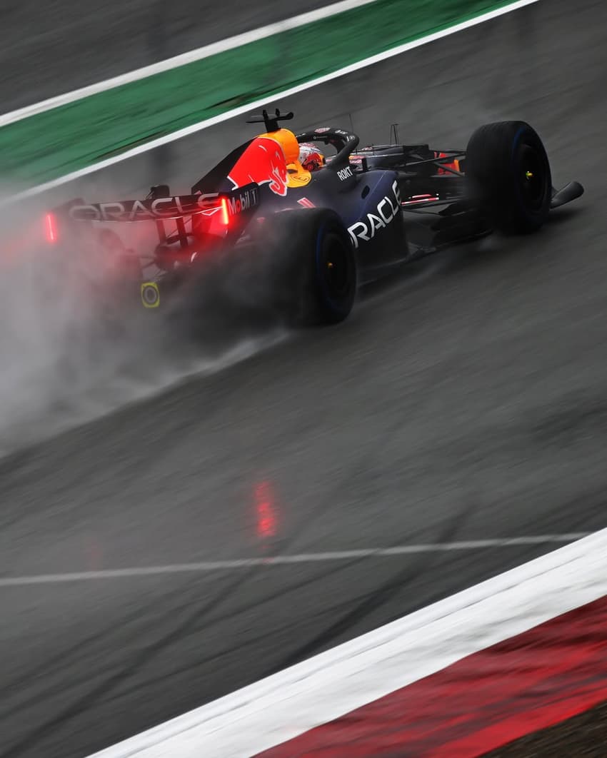 Red Bull mandou seus pilotos para a pista nos testes desta terça-feira (27)