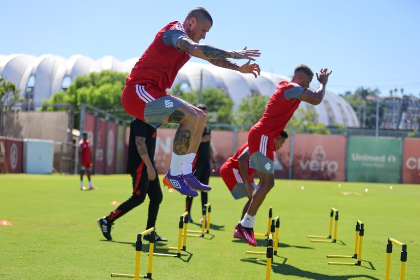Elenco do Internacional se prepara para a estreia no Gauchão 2026