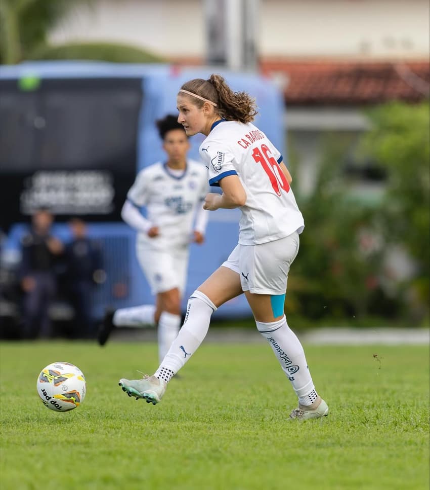 Camila Barbosa, nova jogadora do São Paulo. (Foto: Bahia EC/Divulgação)
