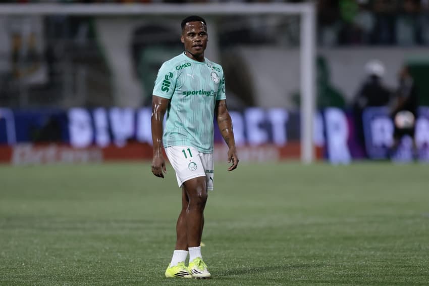 John Arias durante aquecimento do duelo entre o Palmeiras e o Capivariano, pelas quartas de final do Campeonato Paulista. (Foto: Marcello Zambrana/ Agif/Gazeta Press)