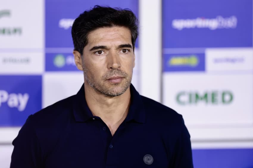 Abel Ferreira comanda o Palmeiras contra o Fluminense (Foto: Marcello Zambrana/Agif/Gazeta Press)