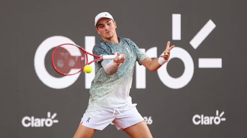 João Fonseca x Thiago Monteiro é um dos principais duelos da semana pelo Rio Open