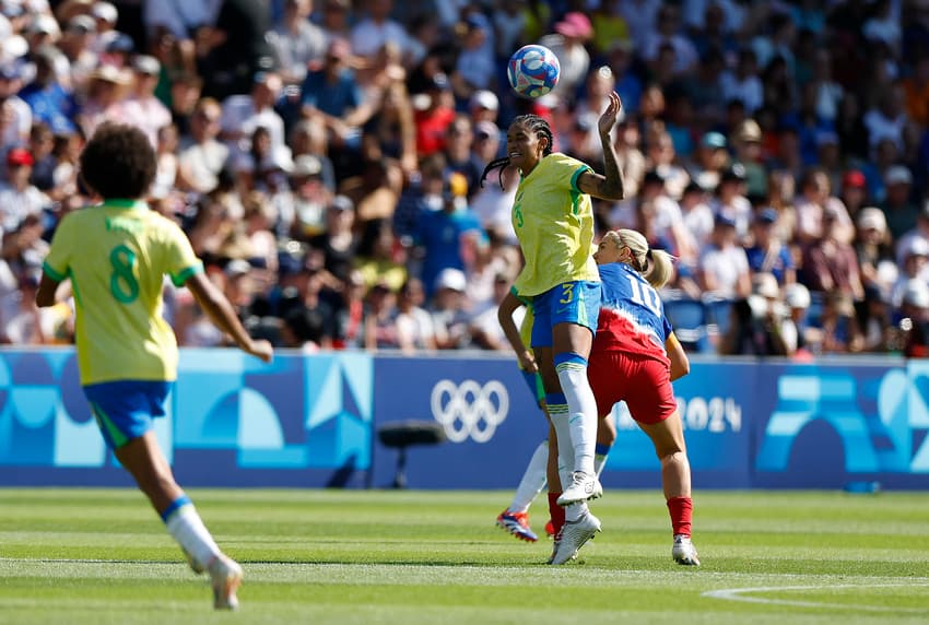 Tarciane durante Brasil x Estados Unidos, na final olímpica de 2024. (Foto: Rafael Ribeiro/CBF)