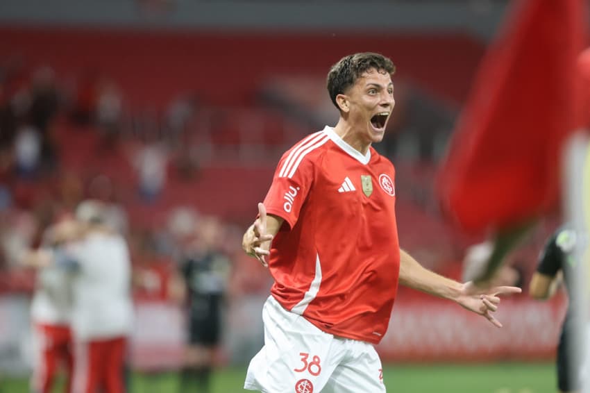Diego Coser, comemora gol do Internacional