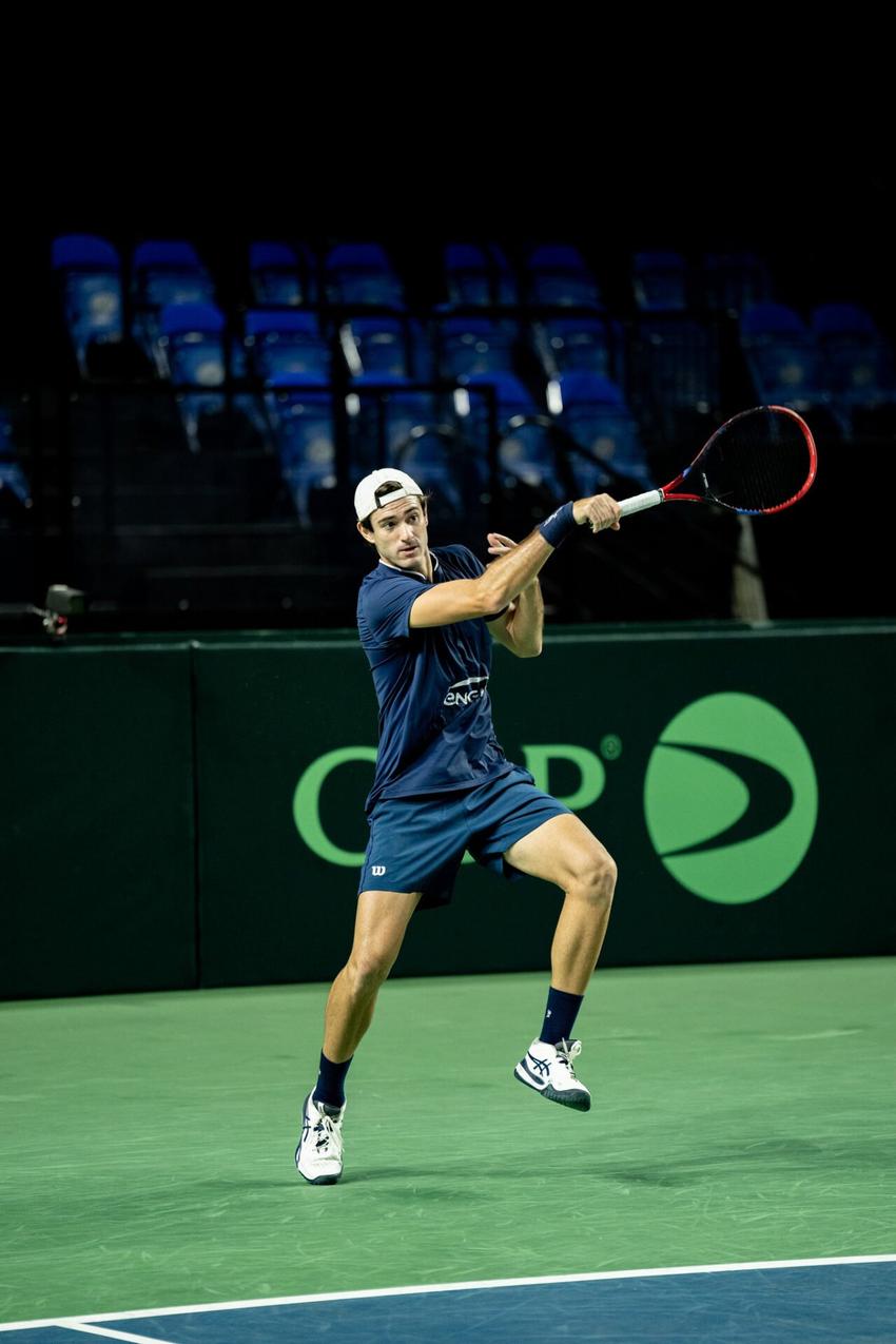 Gustavo Heide em treino do Brasil na Copa Davis (Foto: André Gemmer/CBT)