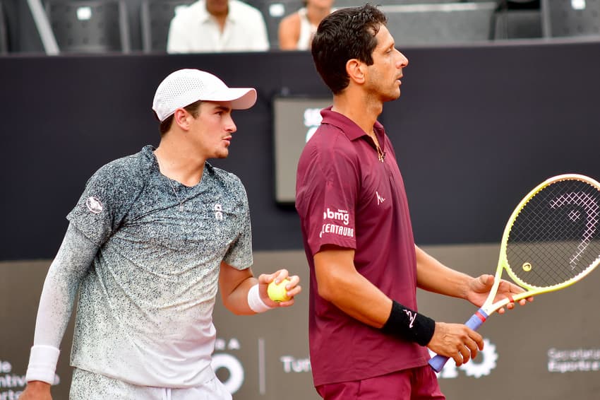 João Fonseca e Marcelo Melo na semifinal do Rio Open (Foto: João PIres/Fotojump)