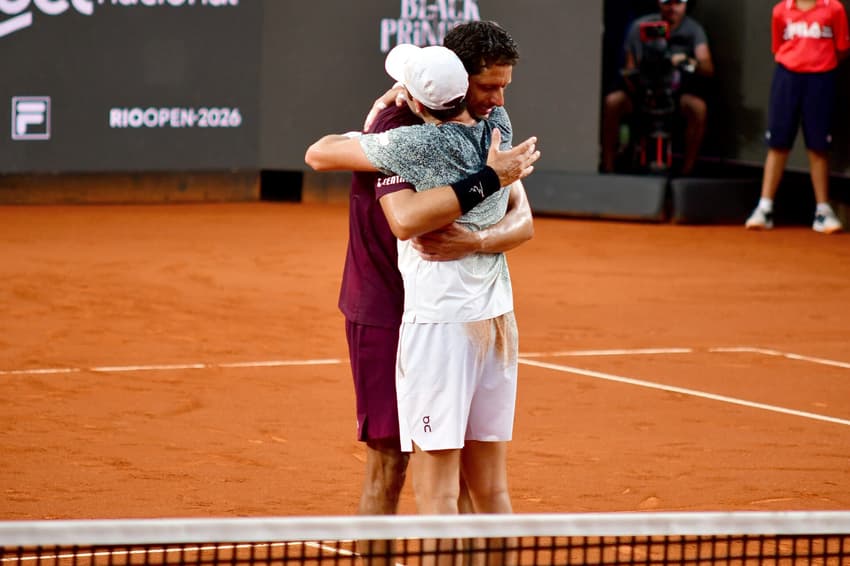 João Fonseca e Marcelo Melo são campeões do Rio Open 2026 (Foto: Fotojump)