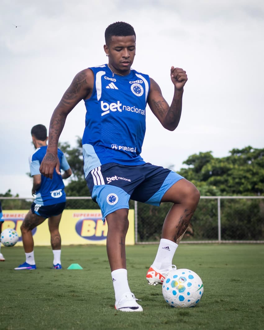 Treino, na Toca 2. (Foto: Gustavo Aleixo/Cruzeiro)