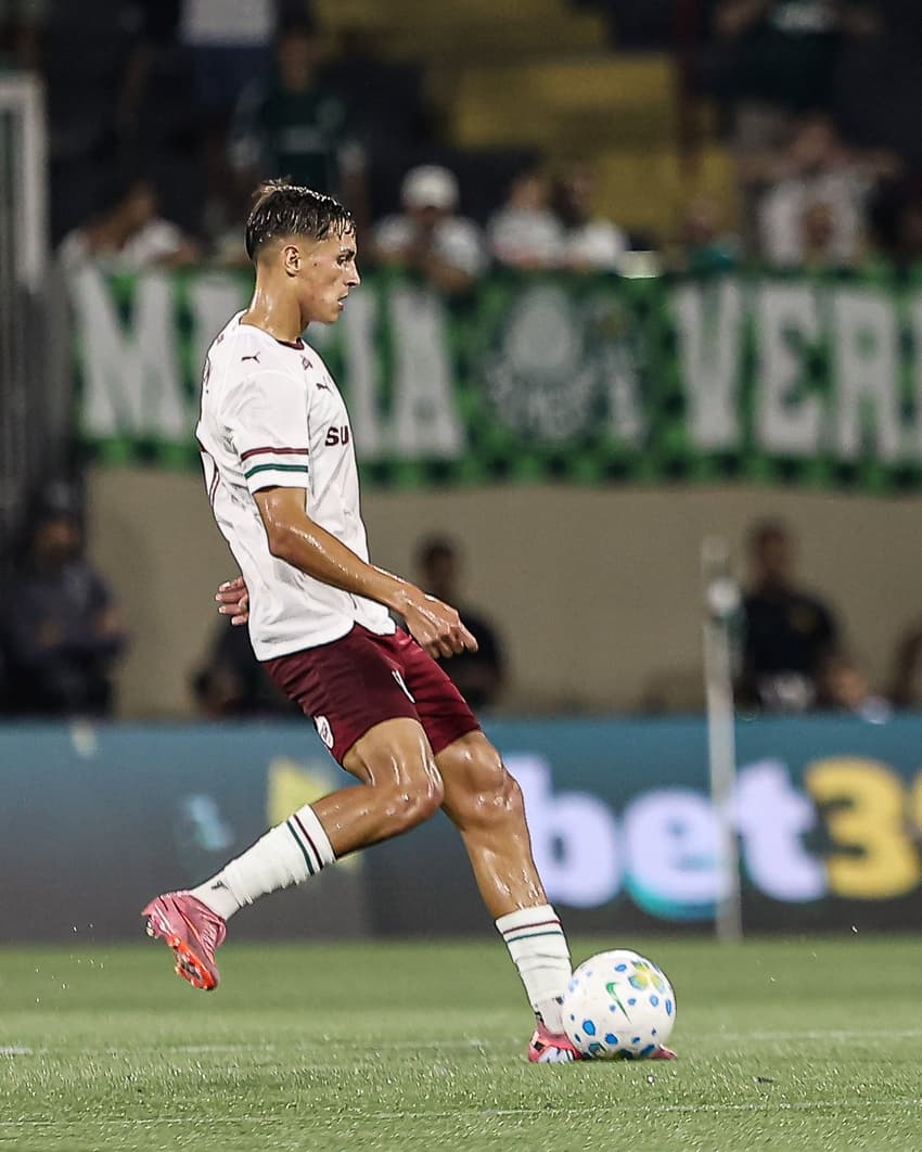 Bernal em ação em Palmeiras x Fluminense (Foto: Lucas Merçon/ Fluminense FC)