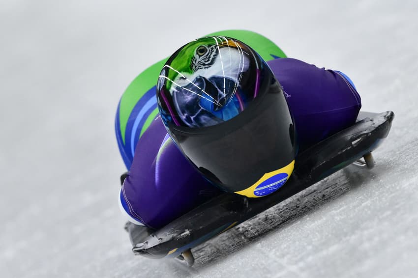 Nicole Silveira registrou sua melhor marca olímpica e a segunda melhor posição feminina da história do Brasil nas Olimpíadas de Inverno (Foto: Stefano Rellandini / AFP)
