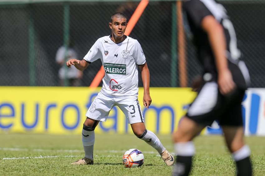 Bruno Aquiles Meia-Noite