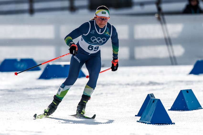 Atleta Brasileira Bruna de Moura competindo na prova de Sprint do Cross Country nos Jogos Olímpicos de Inverno Milão-Cortina 2026Foto: Gabriel Heusi/COB