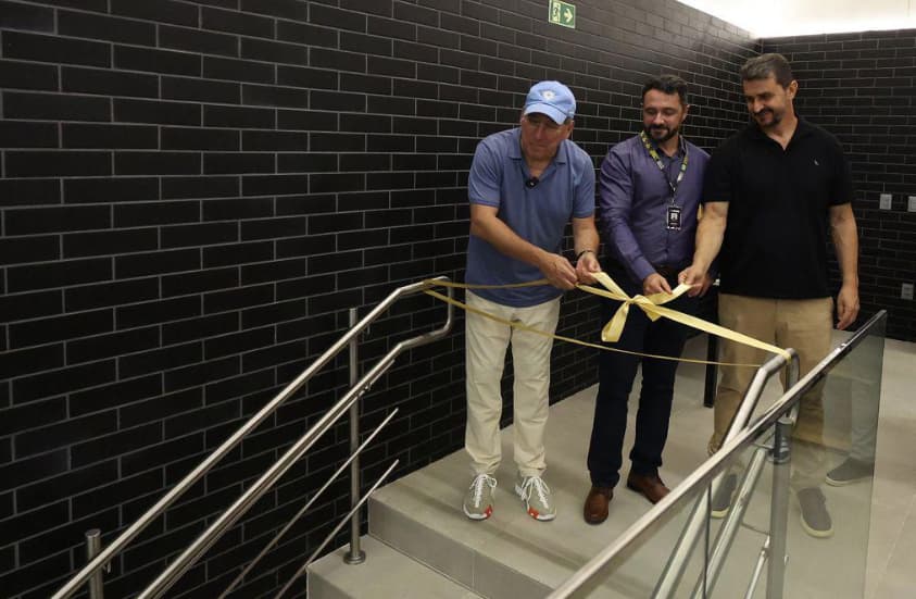 John Textor em inauguração do Espaço Recovery do Botafogo (Foto: Vitor Silva/Botafogo)