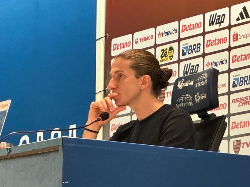 Filipe Luís coletiva Flamengo
