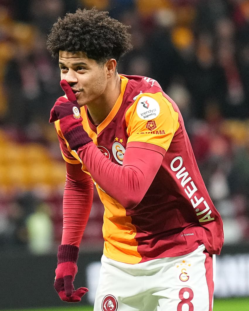 Gabriel Sara, ex-São Paulo, em ação pelo Galatasaray (Foto: Divulgação/Galatasaray)