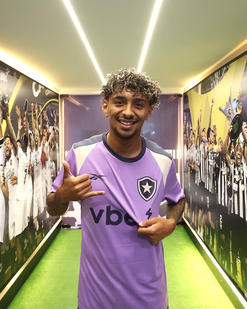 Cristian Medina é o principal reforço do Botafogo para 2026 (Foto: Vítor Silva/Botafogo)