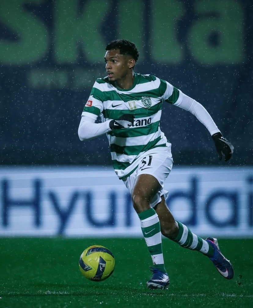 Luís Guilherme, ex-Palmeiras, em ação pelo Sporting (Foto: Reprodução Instagram Luís Guilherme)