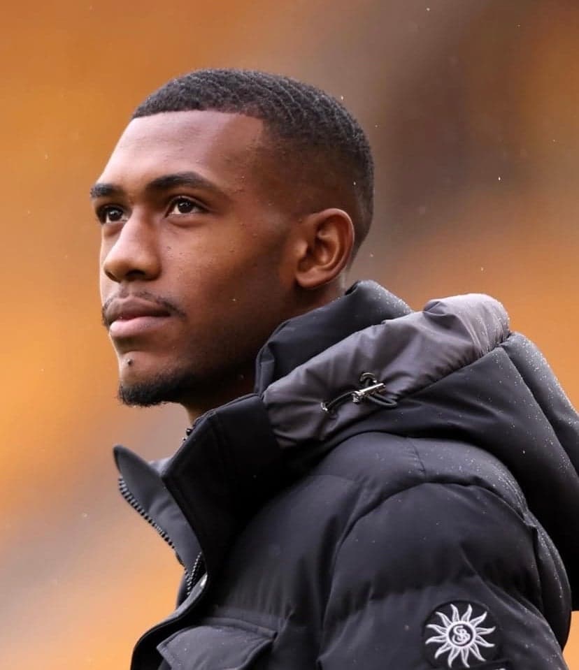 Rayan antes do jogo contra o Bornemouth (Foto: Reprodução Instagram)