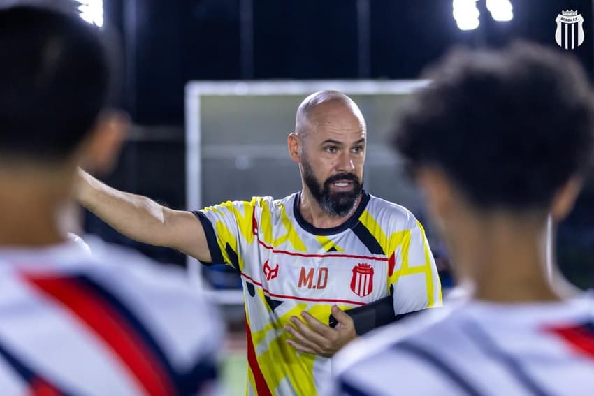 Mauricio Dulac é treinador do sub-21 do Al Riyadh, da Arábia Saudita (Foto: Divulgação)