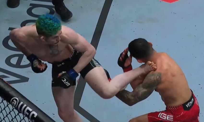 Melquizael Costa vence americano no UFC (Foto: Reprodução)