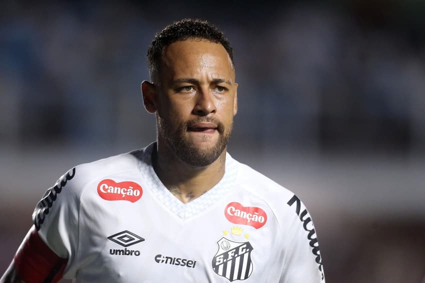 Neymar em Santos x Vello Clube