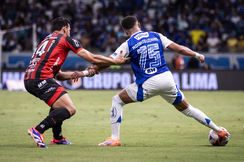 Rodriguinho na partida entre Cruzeiro e Pouso Alegre, pelo Campeonato Mineiro (Foto: Gustavo Aleixo/Cruzeiro)