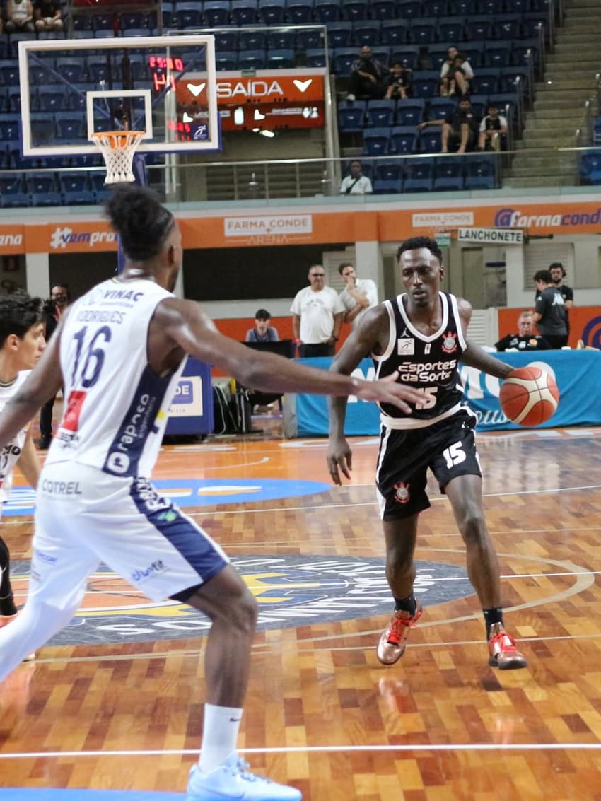 Corinthians vence São José no NBB (Foto: Léo Lenzi / Agência NTZ)
