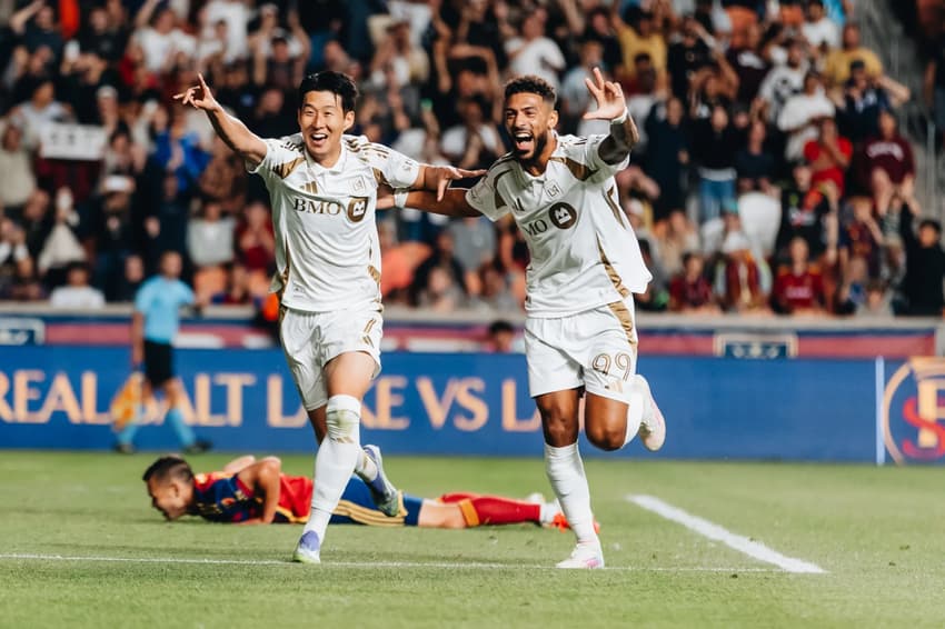 Son e Bounga em ação pelo LAFC (Foto: Divulgação)