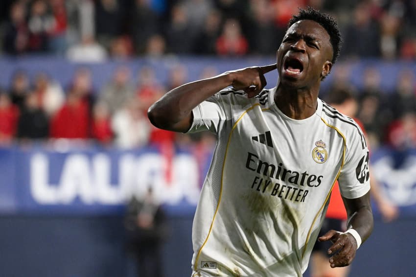 Vini Jr marcou na derrota do Real Madrid sobre o Osasuna por La Liga (Foto: ANDER GILLENEA / AFP)