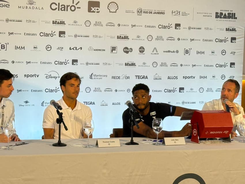 João Lucas Reis sorteia um nome da chave principal do Rio Open (Foto: Lucas Borges/Lance!)