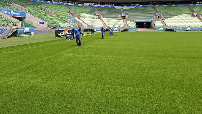 troca do gramado do Allianz Parque, estádio do Palmeiras