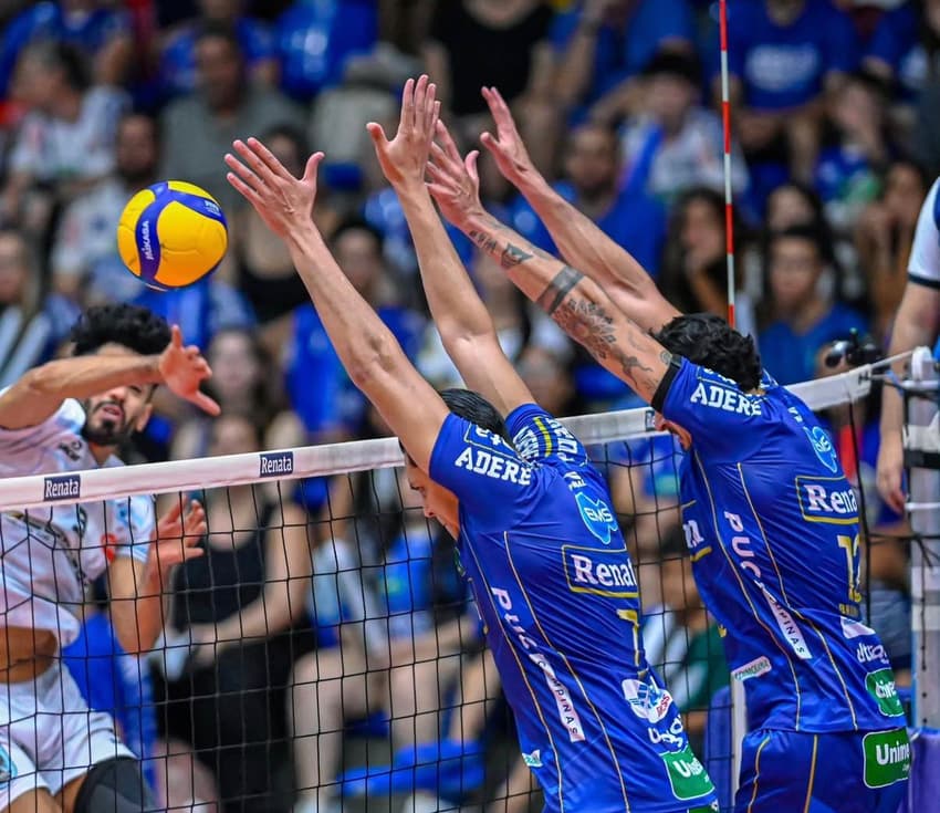 Vôlei Renata vai á final do Sul-Americano de Vôlei (Foto: Reprodução / Instagram)