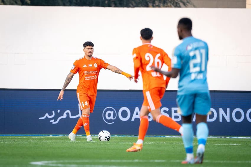 Yuri Matias em ação pelo Ajman (Foto: Divulgação)