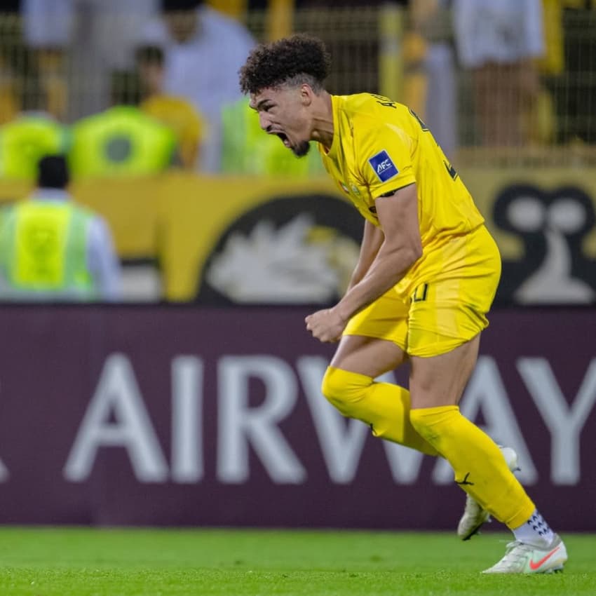 Adryelson em campo pelo Al Wasl (Foto: Reprodução)