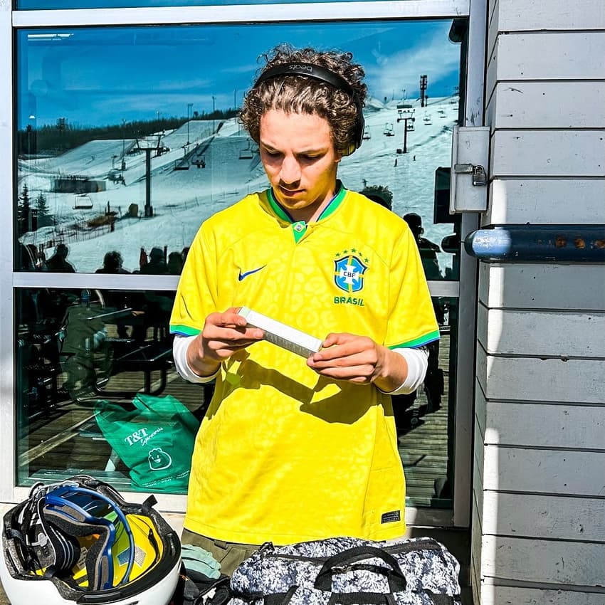 Augustinho Teixeira nasceu em Ushuaia, na Argentina