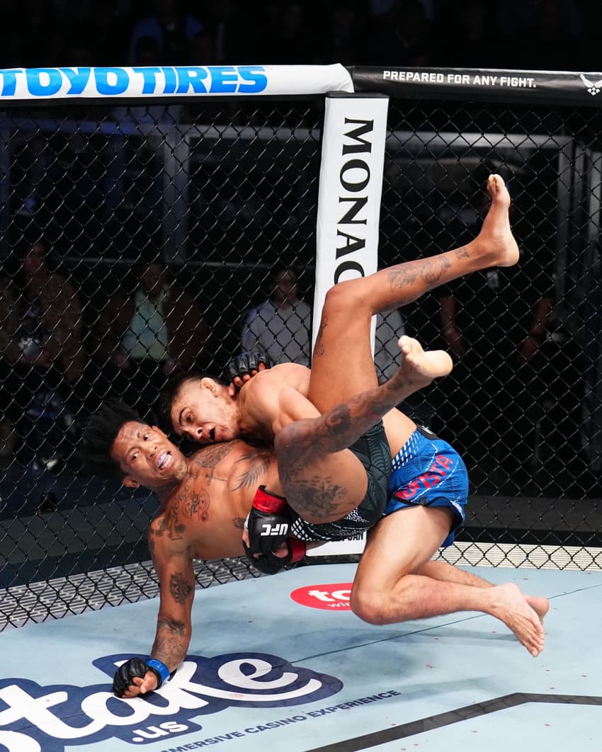 Bautista dominou LokDog no UFC Vegas (Reprodução Twitter UFC Brasil)